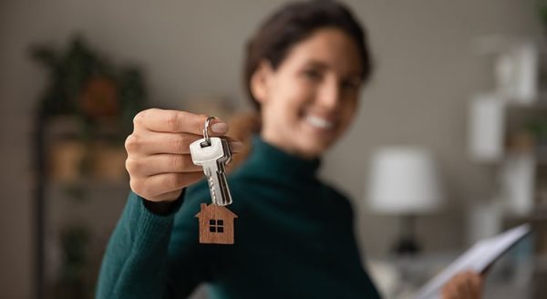 an-expert-gives-you-clarity-in-todays-housing-market-KCM